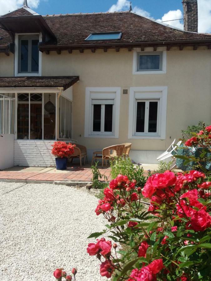 Bed and Breakfast Campagn'Arts Villechetif Экстерьер фото